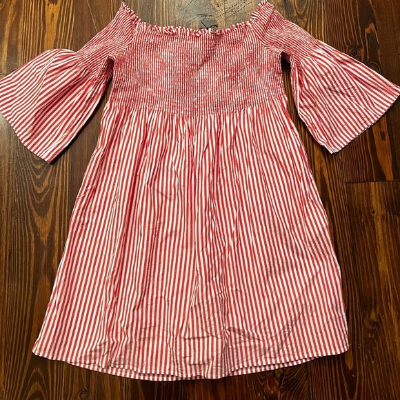 MICHAEL MICHAEL KORS Red & White Striped Off Shoulder Smocked Dress Bell Sleeve - Picture 2 of 7